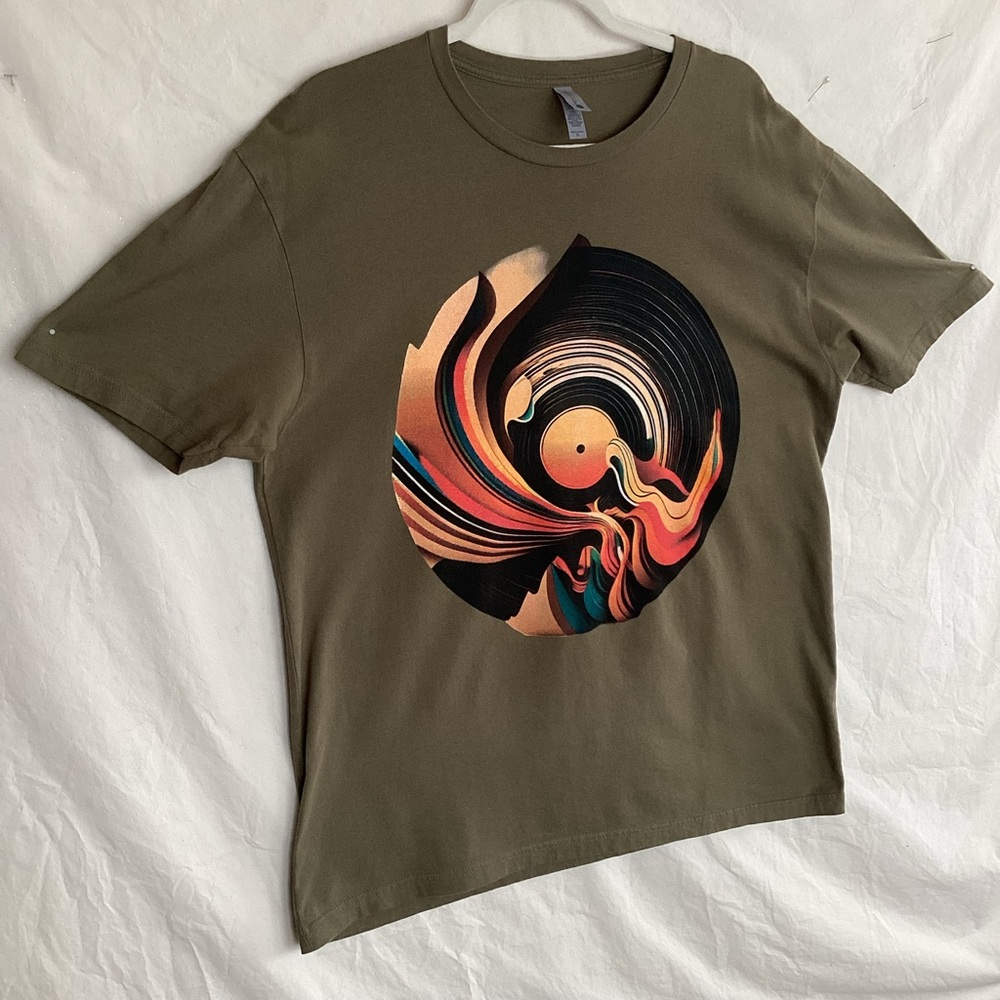 Design by humans record vinyl t shirt